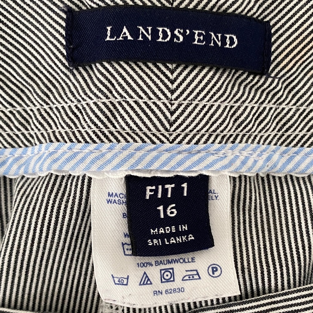 Lands' End Black and White Capris